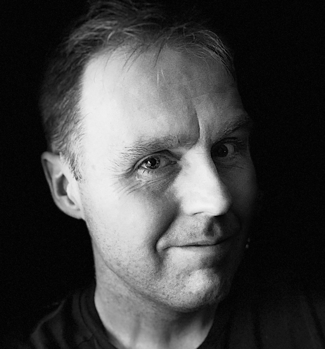 Following a chronic illness diagnosis, John Brady @RBS started to re-build #resilience at work by meeting like-minded colleagues in the organisation's disability staff network. Listen to our latest podcast #DisabilityConfidence ow.ly/7CIq30ohpbA