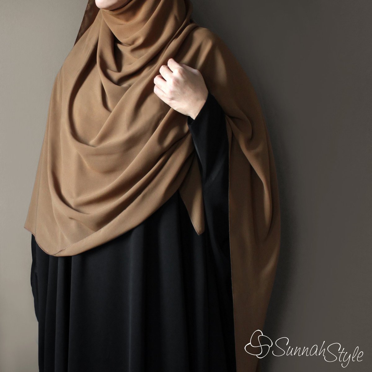 SunnahStyle's tweet photo. Our Essentials #Shaylas are available in a wide variety of colours and 5 sizes (including kids) to meet the level of coverage you are looking for! Pictured: Essentials Shayla - XL (Caramel)
Shop our Shaylas at: https://t.co/DxicVILkyj
#SunnahStyle #elegantlymodest https://t.co/Uo1pmJ019h