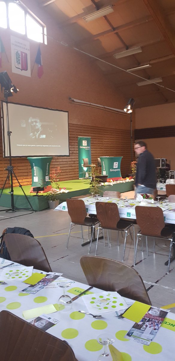 chirschmann_gge's tweet photo. Très belle #assemblée générale de la #caisse locale #bruche trois vallées  . Les #societaires au rendez vous. C est ça la #Vraie vie @GroupamaGE. https://t.co/HapZQJ9ISn
