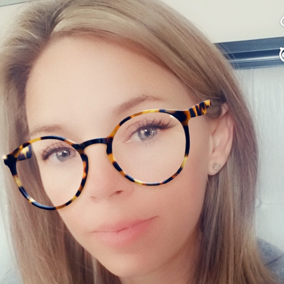 RippleQueen's tweet photo. #NewProfilePic https://t.co/HqNKUR7mY6