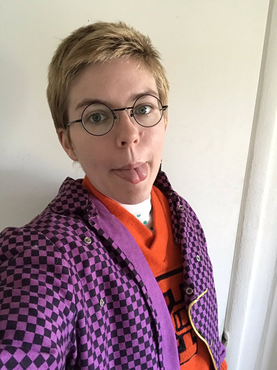 sensualstickers's tweet photo. y’all I have decided to transition to wearing only secondary colors, thank you for your support in this matter https://t.co/lAXNgva6dS