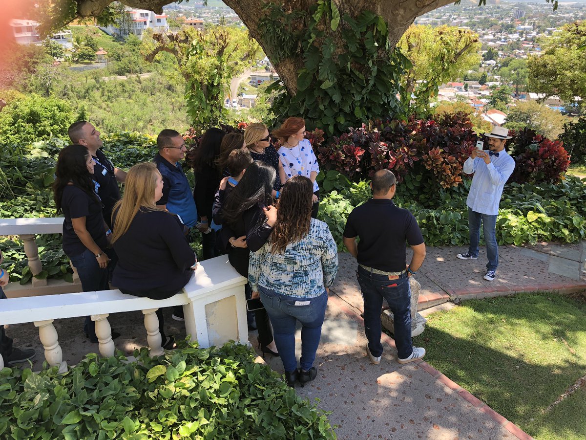 maria_torresPR's tweet photo. Week 2, 5th Samsung session. South/West PR teams rock!  #ATTEmloyee #PonteBlu #havefun and learn!Thank you #SamsungPR https://t.co/YvgbPu9pOd