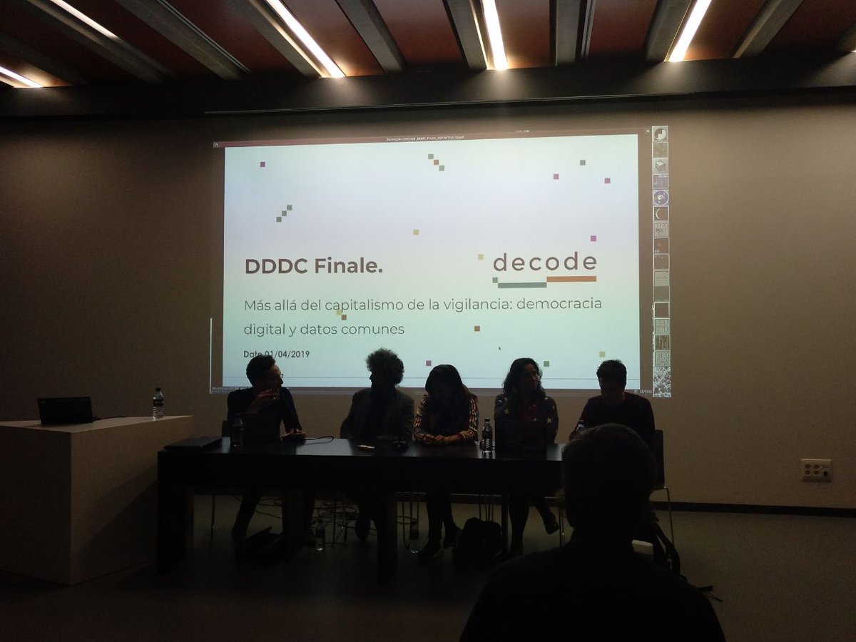 Tecnopolítica (@tecnopolitica_) on Twitter photo En #DDDCFinale, ahora mesa redonda con <a href="/francesca_bria/">Francesca Bria (@francescabria.bsky.social)</a>, Jaromil Royo, <a href="/lilaroja/">Mayo Fuster Morell</a> y <a href="/arnauMonty/">arnaumonty</a> .Y en la fila 0: <a href="/Liliana_ArroyoM/">@Liliana_ArroyoM@mastodon.social</a>, <a href="/joana_moll/">Joana Moll</a>, <a href="/hierro34/">Alba Hierro 🏳️🌈</a> , @LauraBenVal , <a href="/mariusboada/">Màrius Boada Pla</a> En #DDDCFinale, ahora mesa redonda con <a href="/francesca_bria/">Francesca Bria (@francescabria.bsky.social)</a>, Jaromil Royo, <a href="/lilaroja/">Mayo Fuster Morell</a> y <a href="/arnauMonty/">arnaumonty</a> .Y en la fila 0: <a href="/Liliana_ArroyoM/">@Liliana_ArroyoM@mastodon.social</a>, <a href="/joana_moll/">Joana Moll</a>, <a href="/hierro34/">Alba Hierro 🏳️🌈</a> , @LauraBenVal , <a href="/mariusboada/">Màrius Boada Pla</a>