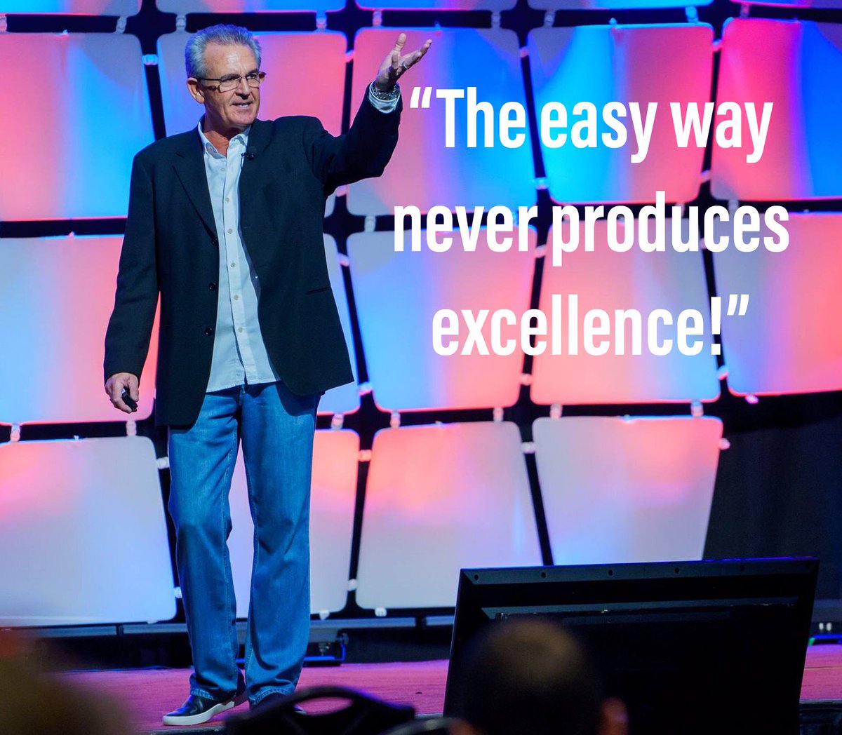 MikeMoore_'s tweet photo. Stop looking for the easy, easy never produces excellence! #PeakPerformance #Leadership #LeadershipDevelopment #Sales #SalesLeadership #BuildTrust #LeadershipCoach #Keynote #KetnoteSpeaker #MikeMooreLeadership https://t.co/Wjk3xPdekx