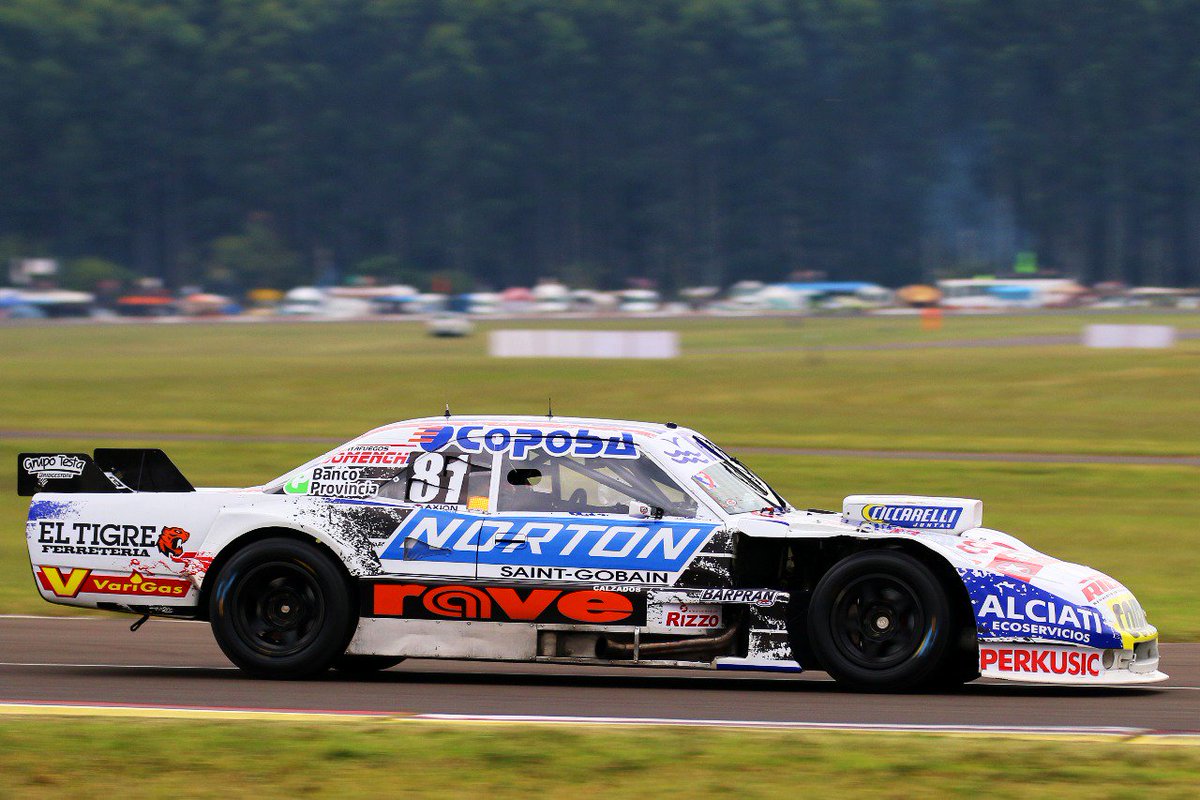 CalzadosRave's tweet photo. #Rave en el Turismo Carretera de la @actcargentina
#Rave, Sponsor Oficial de Fede Perez y la #Dogde81
¡Vamos Correcaminos de Junín, vamos x mejor, hasta recuperar la sonrisa!
🏁🏁 
#tc #tcenconcepcion
#dodge #carreras #velocidad #pasion #actc 
📷 Muchas gracias @BernaBosco 👏👏👏 https://t.co/zp1crhN7LS