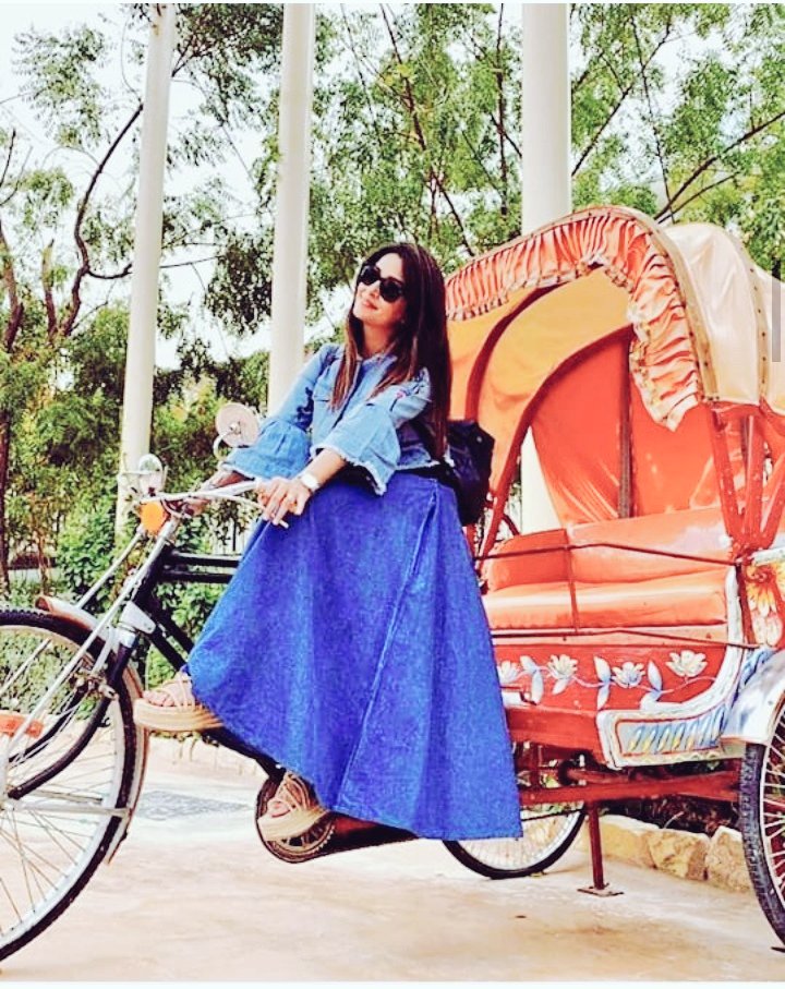 Bidisha_b_'s tweet photo. " main chali main chali, 💖💖💖
    dekho pyaar ki gali👸🏻👀
koi roke na mujhe, 
     main chali main chali " 💃🏻💃🏻

Wowww 😍😍.....
.
.
madam jii 
  @ms_dipika..... Rocking dashi queen 😘

#Dipstars 
@ms_dipika 
@Shoaib_Ibrahim1 https://t.co/IlJ0wwqfoi