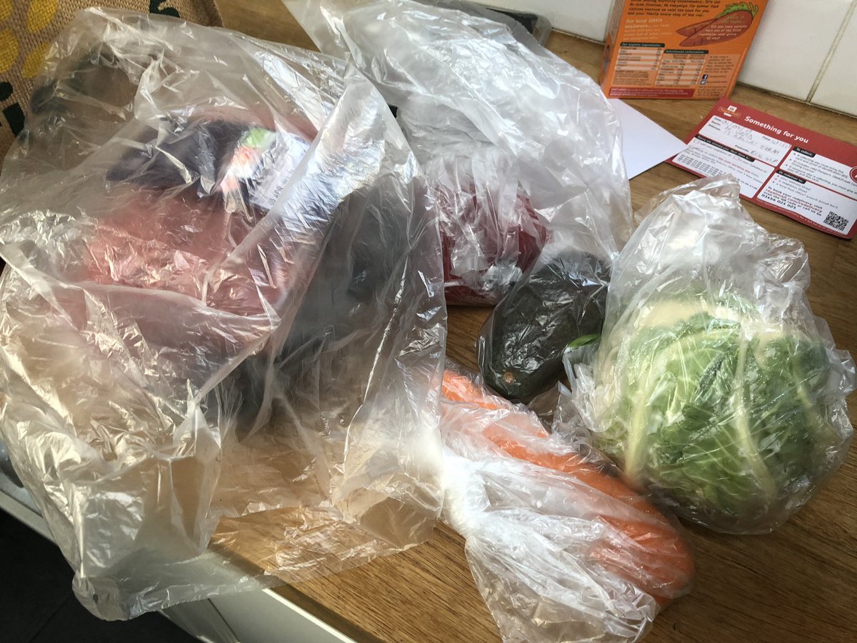 hanpward's tweet photo. @sainsburys I love your shop but please can you do something about all the unnecessary single use plastic around the fruit and veg?? I’ll just wash them, there’s really no need for it! #noexcuseforsingleuse #Sustainability https://t.co/32C1JrZb3h