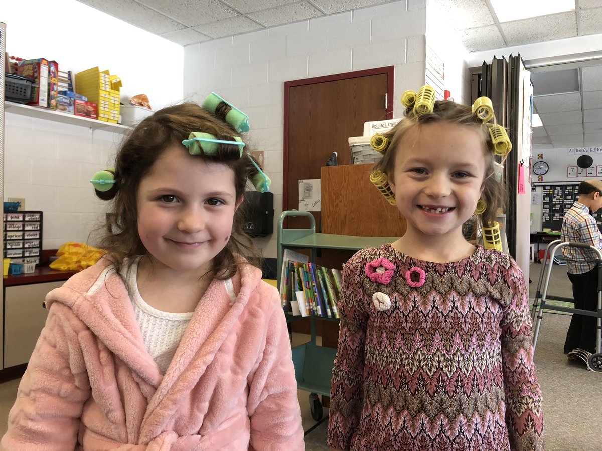 mrsmatott's tweet photo. 120th day of school fun. @WestCarthageES https://t.co/pFxYL9ibtR