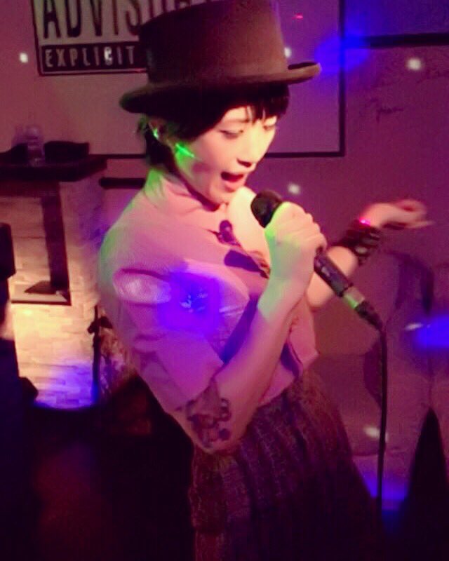 MoekoOkabe's tweet photo. 群馬から無事に戻りました！ボスのJunさんのBDで久し振りに前橋CLUB J’s でライブ！相変わらずハイレベルなお客様＆DJ！店内激アツ！全員汗だく😂大盛況の祝宴🎉JunさんHBD🥳🎂初めて行った時からエレクトロスウィングが盛んで驚いた街ですj’s 最高☄️

#ElectroSwing
#KatanaOpera
#Tami
#DJTami
#HBD https://t.co/V4ZEiioIJD