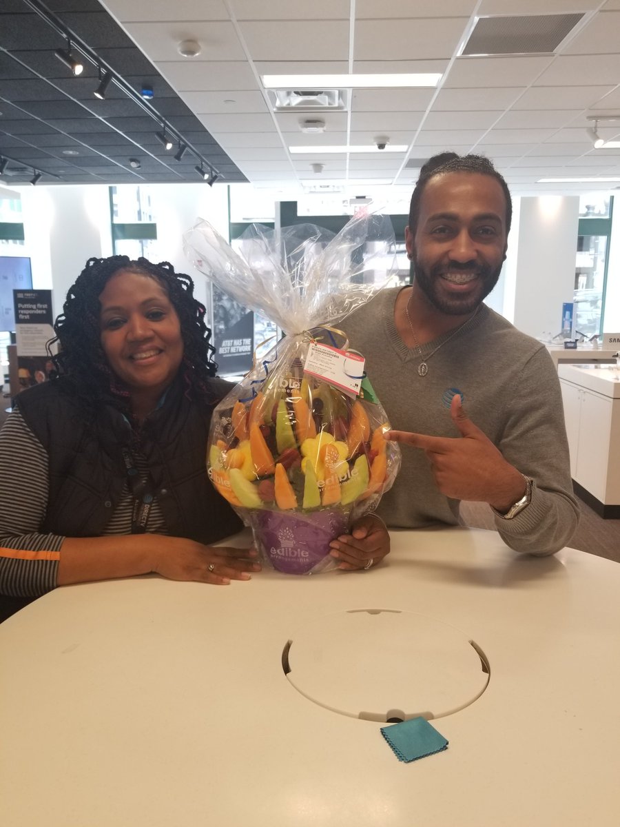 Feels good to be appreciated by a customer. Hey it's what we do everyday on 🔥 Street!! #xecutors #DTD