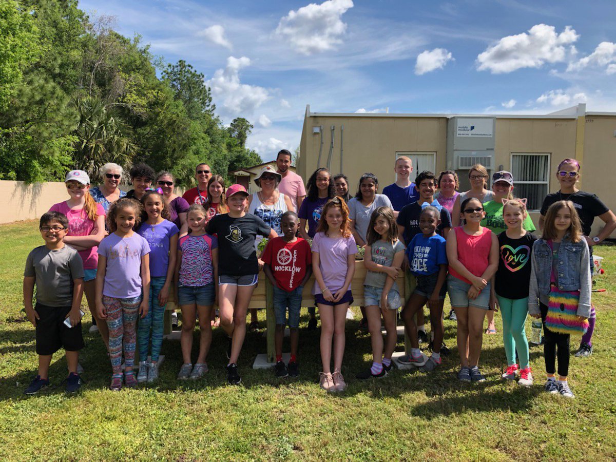 WSHSIBOdoherty's tweet photo. SCPS IB sets the gold standard in Florida IB with a partnership between IB Candidate Wicklow Elementary and IB Diploma Programme schools Seminole and Winter Springs High. On Saturday we gardened, tomorrow we take over the world!
 
@WicklowExplore1 https://t.co/eSY2WUzRzs