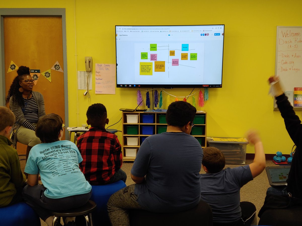 Thanks <a href="/JamboardM/">JamboardMaster</a> for the collaboration to kick off our 4-5 Robotics elective! <a href="/CharleneTeacher/">Charlene Williams🌻</a> <a href="/MrsMartinezK/">Kerry Ann Martinez</a> <a href="/HunterPrincipal/">Hunter GT-AIG Elem</a>