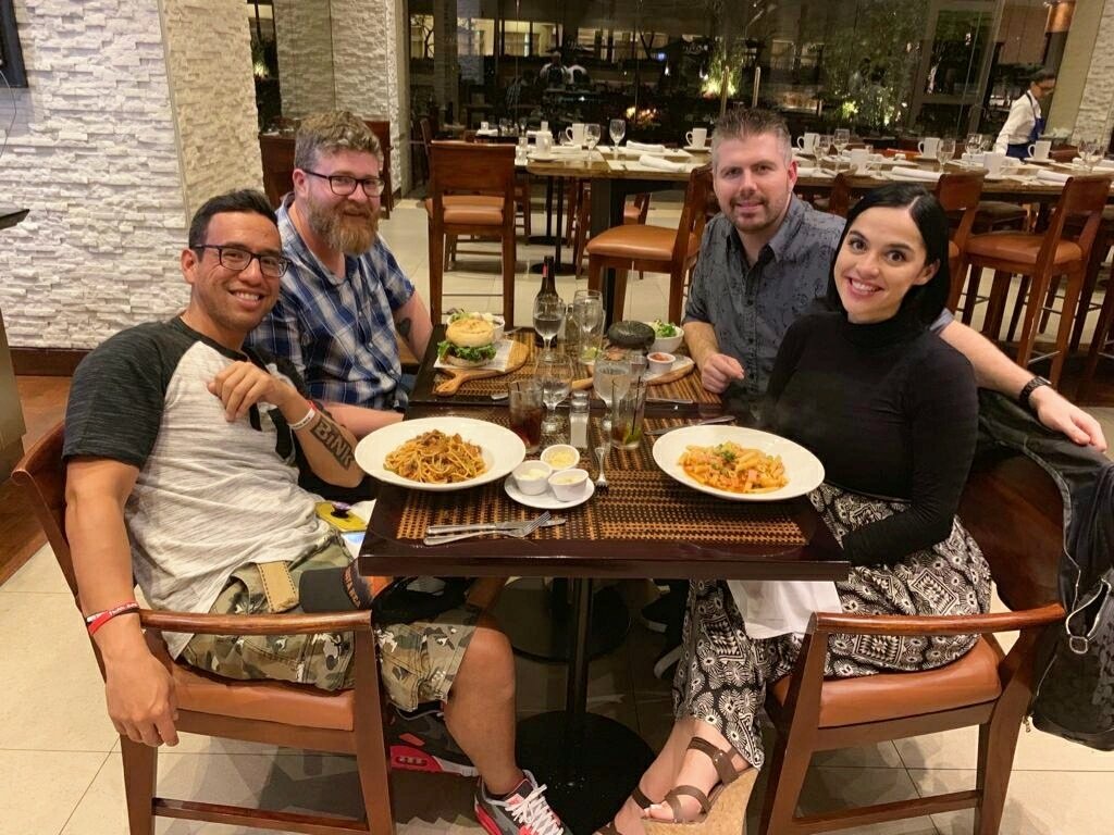 bbgRumba's tweet photo. Awesome Cage Live. Enjoying dinner with the guys #CageLive #Puravida #CostaRica https://t.co/VeeDVrmW92