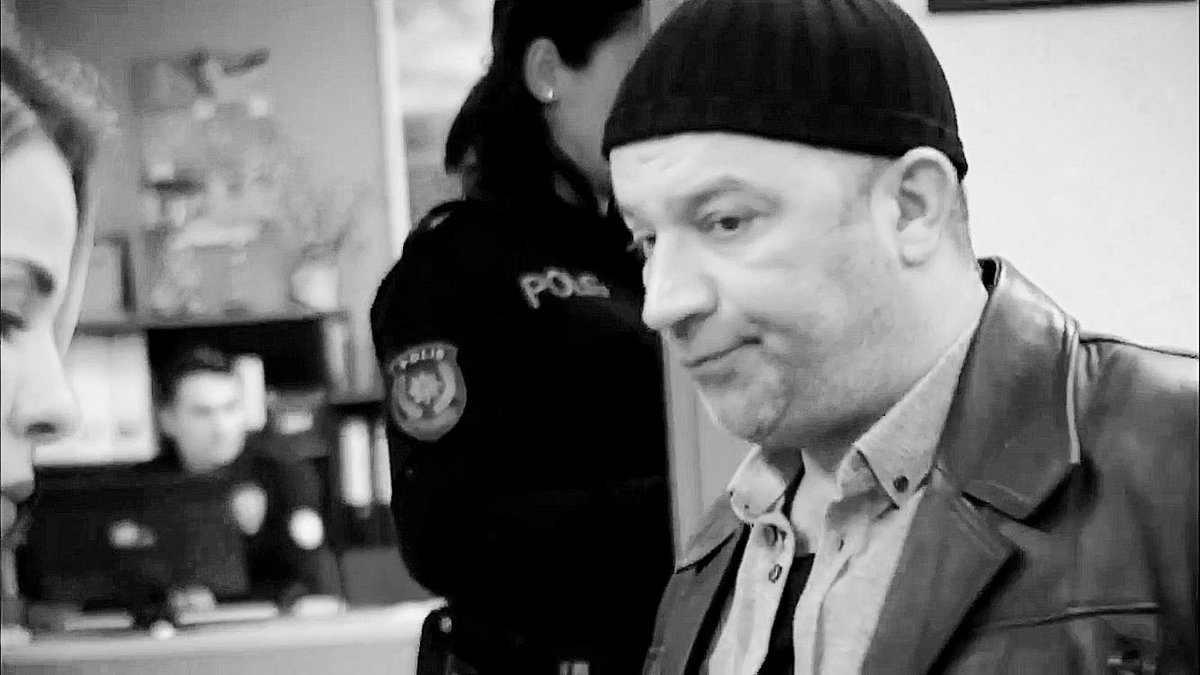 <a href="/_SelinGuneri/">Selin Güneri</a> <a href="/KanalD/">Kanal D</a> <a href="/erlerfilm_/">Erler Film</a> <a href="/arkaasokaklarrr/">Arka Sokaklar</a> Ben de çok özledim hem de ulan çok..
#SelMes #ArkaSokaklar