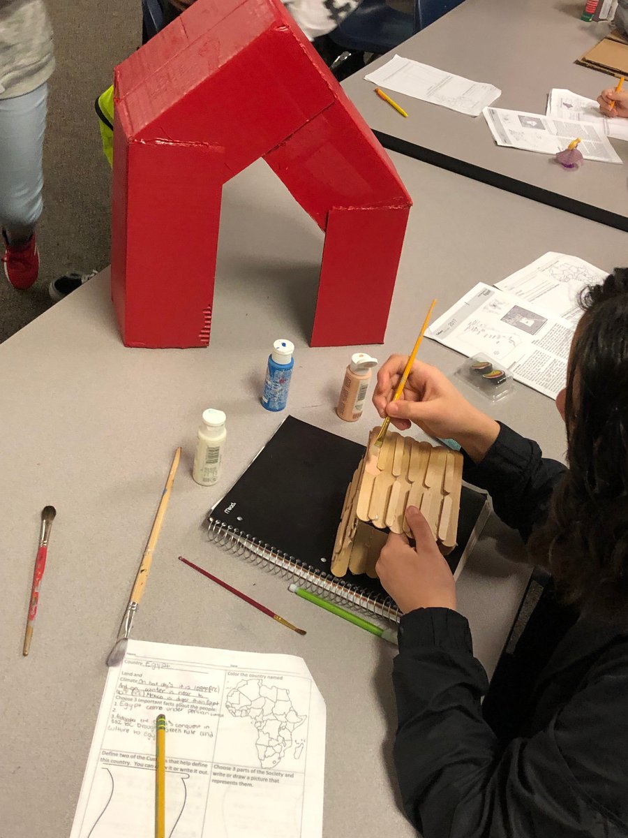 michelle_neyrey's tweet image. #AprilChallenge From research to designing to building.  The whole learning process is happening in Mr. Presley's and Ms. Brown's World Cultures classes. Collaboration and refinement. @RobersonSpring @SpringISD_Curr @SpringISD @SISDInstTech