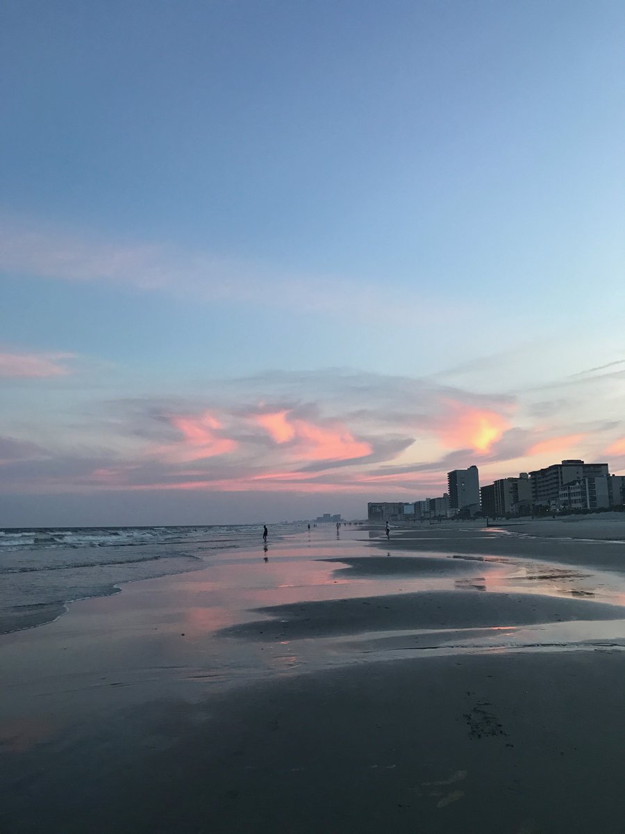 StopOceanPollu2's tweet photo. The ocean houses hundreds of thousands of species let's make it a safe place for them to live!!! #magsagape19 #oceanpollution #stoppollution #pollution https://t.co/B3dOpRSh85