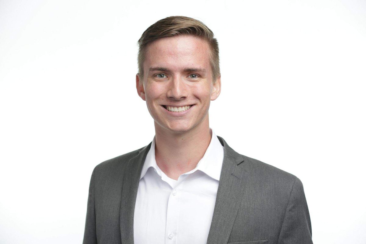 59DaysOfCode's tweet photo. Big news for #59DOC (& this isn't even an April Fools') - We're excited to welcome Alex Hussain-Leon to the team as our new Executive Director! We're stoked to see him get to work. Come meet Alex at Geek Night on Friday, & bid farewell to Rebecca. We can't wait to see you there! https://t.co/5v1bDMRPRV