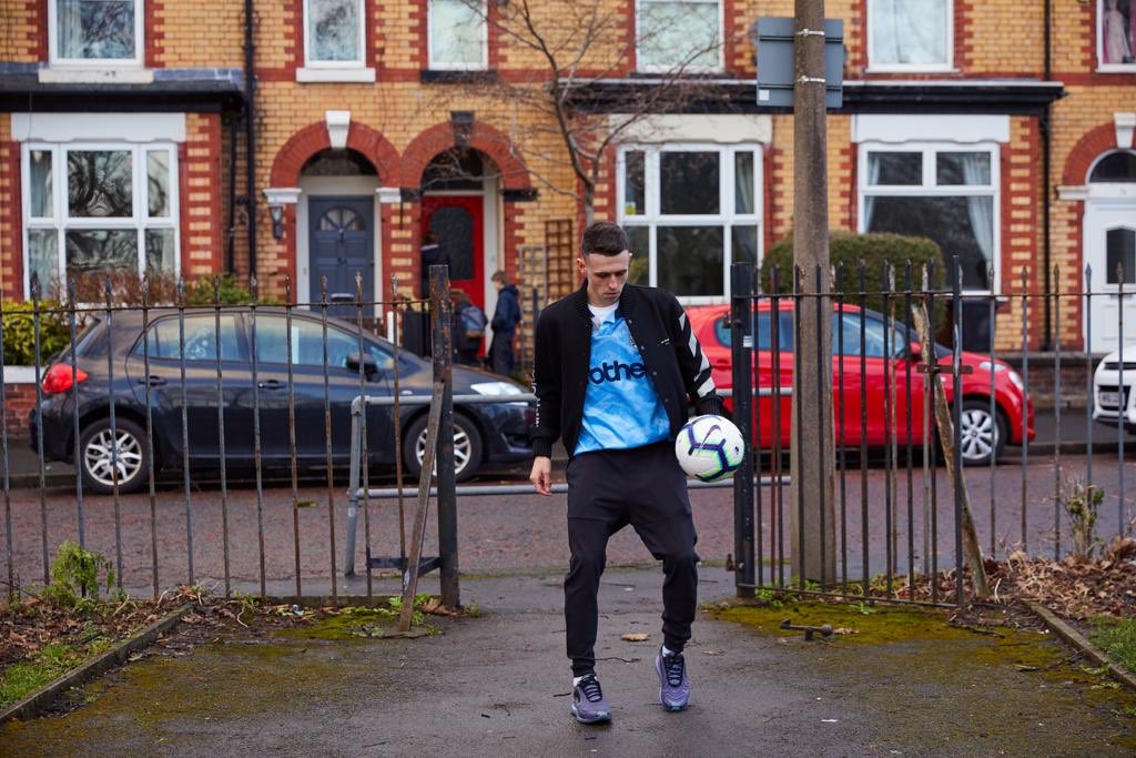 HHHMANC's tweet photo. God, I love this photo! https://t.co/lKPg5SiqOR