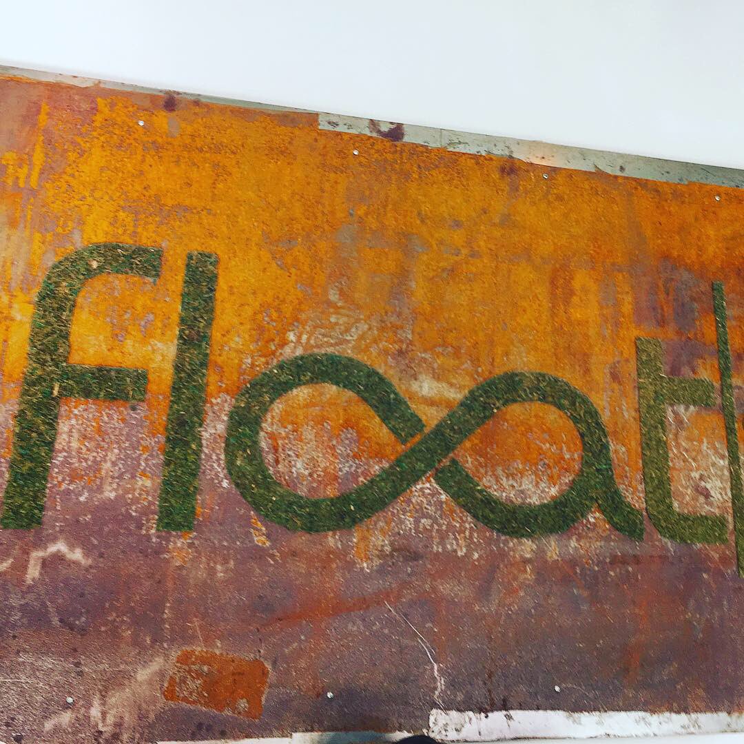 UndergroundLim2's tweet photo. If your feeling down this week try a bowl of the good good and  don’t forget to check out https://t.co/HQGac1trQr 10% all month long #floatseattle #seattle #washingtonstateferry #weed #pipes #pipesforsale #goodgood #glasswaterpipes #undergroundlimited https://t.co/F1AikgqSHD