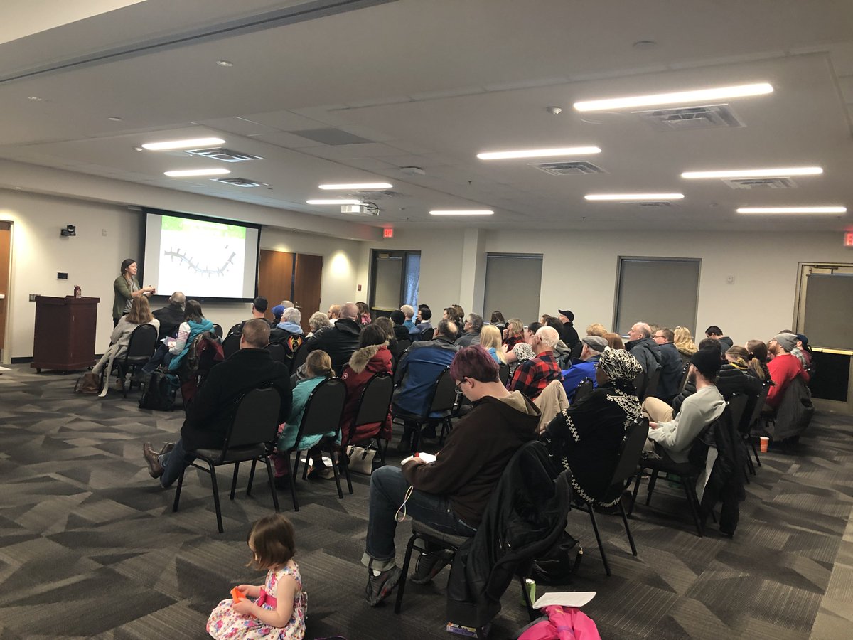 dakota_swcd's tweet photo. We have free #LandscapingforCleanWater workshops coming up next week in @CityOfLakeville and @BurnsvilleMN! Join us for a fun, hour-long class on raingardens and native plants. Pre-register at: https://t.co/ufvF9Rffjb https://t.co/lZlcsyzsVS