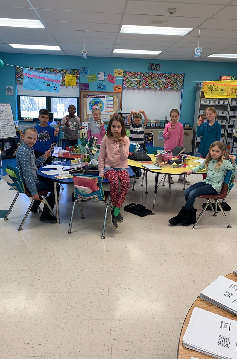 ssolson24's tweet photo. I just couldnβt resist #fakebugs #brownEs #AprilFools #thirdgrade #teachmorris @NettleCreek24c https://t.co/ra57c9WmRb
