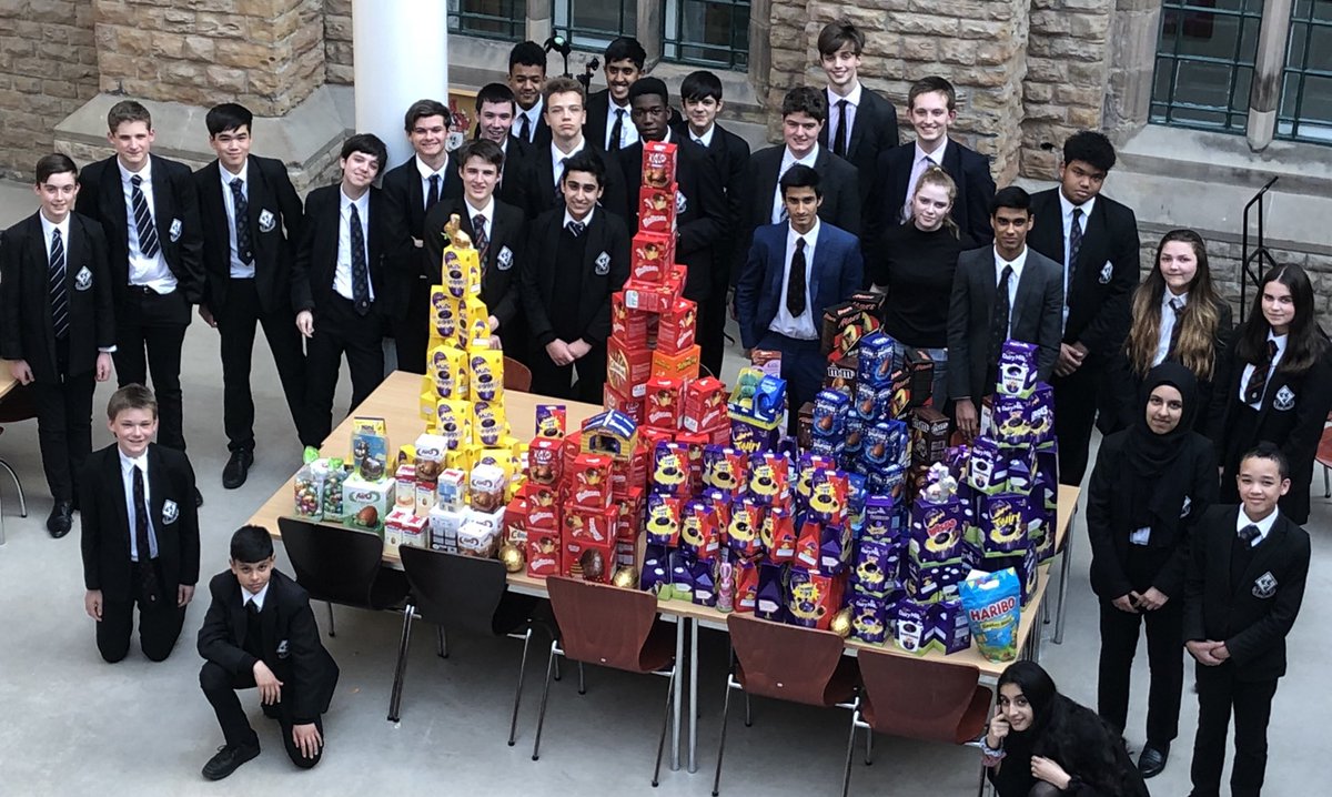 Another outstanding response for this year’s Easter Egg Appeal. The Community Action group had the pleasure of delivering over 200 Easter Eggs to the NSPCC Service Centre this afternoon, to support local disadvantaged children and young people. Thanks to all who made donations 👍