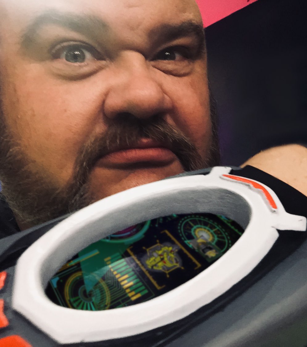 SchrierPaul's tweet photo. Beepboopboop! #hyperforceyellow https://t.co/e9wq2iPlGN