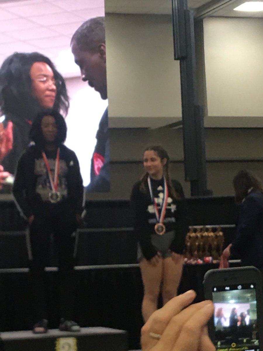 OG_Powerlifting's tweet photo. Congrats to Senior Eva Boyum for placing 3rd at the USAPL High School National Meet over the weekend! Eva finished with a total of 272.5kg (600.8lbs) https://t.co/U1WWCq6IAs