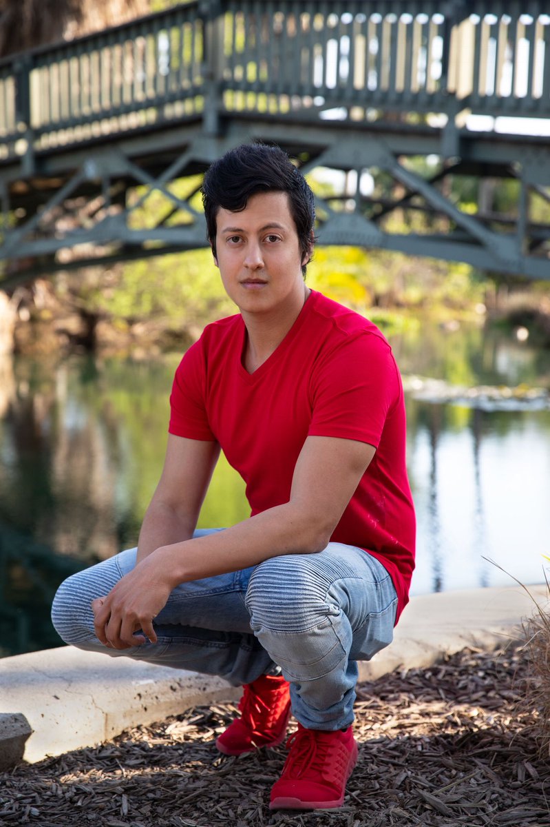 juliancamarena's tweet image. What’s your favorite color? Can you guess what mine is 😉