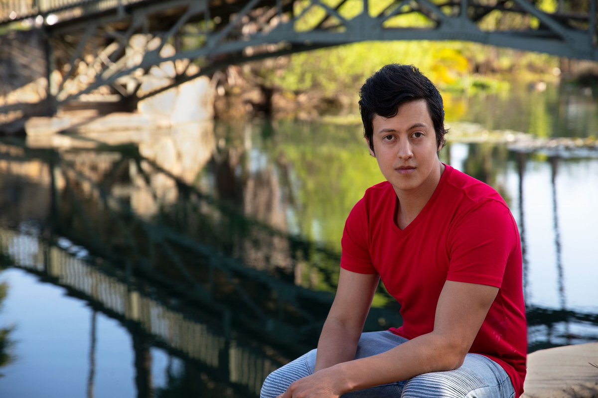 juliancamarena's tweet image. What’s your favorite color? Can you guess what mine is 😉