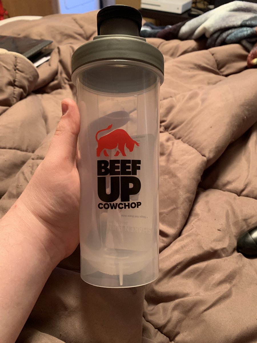 matthawkins98's tweet photo. Are the @CowChop shakers supposed to come with a shaker ball? Because mine just came with a dead bug 😂😂😂 https://t.co/Eiw0ZLRiJ1