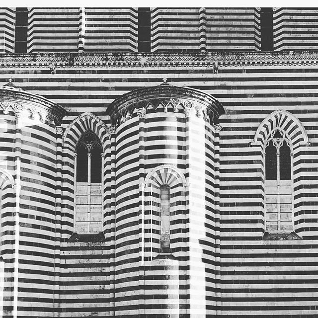 barryboutboul's tweet image. ORVIETTO STRIPES. 
#architecturestyle #pattern #architecturesacrée #buildingsandloveaimeça