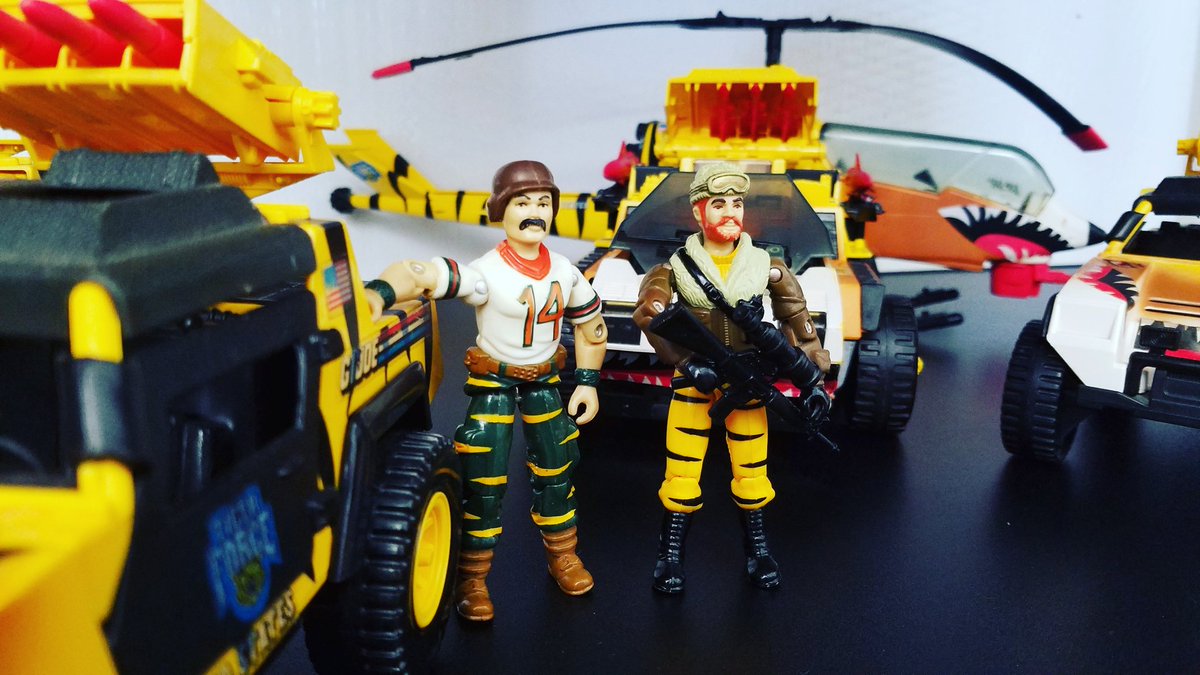 nickynostalgia's tweet photo. 1988 GI Joe Tiger Force Bazooka &amp; Frostbite. #gijoe #gijoearealamericanhero #tigerforce #gijoetigerforce #bazooka #tigerforcebazooka #tigerforcefrostbite #tigerfly #tigerforcetigerfly #tigercat #tigerforcetigercat #tigersting #tigerforcetigersting #nickynostalgia #arah https://t.co/0AnsRaOyyB