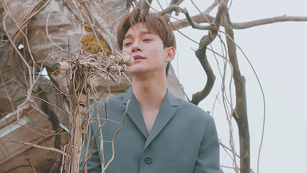 WORLDMUSICAWARD's tweet photo. #EXO’s hugely talented lead vocalist #Chen debuts at #2 on the Worldwide iTunes Album chart with #AprilandaFlower, his 1st Solo Album!
👏💿2⃣🌎🎵👨‍🎤🌟👑
https://t.co/Ccpo1dndXG https://t.co/kSkoH9gk4s