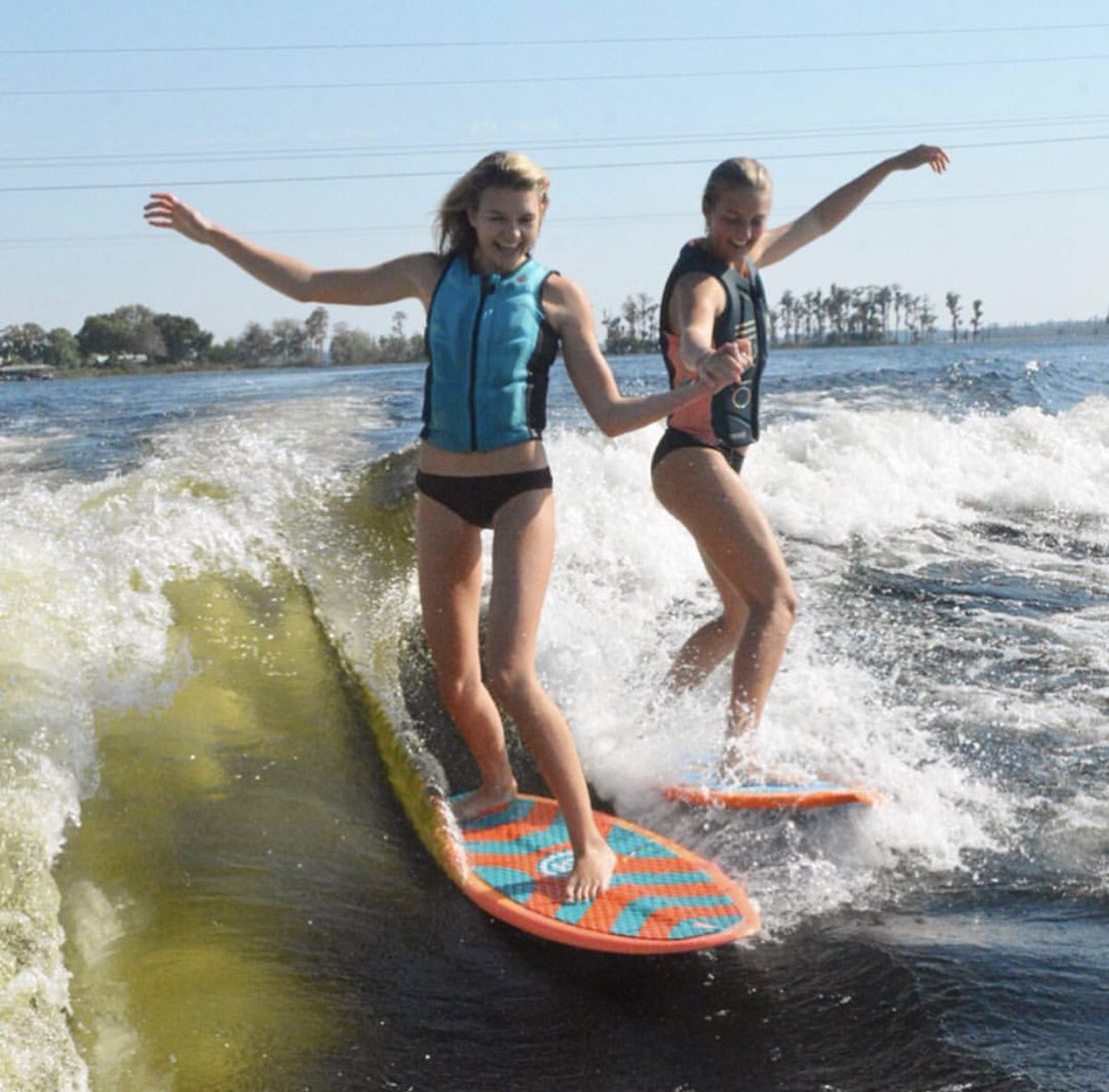 TheWWA's tweet photo. #Wakesurfing has impacted all of us in many ways - head on over to #Rideline to learn just how wakesurfing has impacted @OBrienH2OSports rider Ashley Inloes.
📍: @FreedomWakePark #WhereWakeTakesYou #WWA30Years https://t.co/abHzkDrgbk
