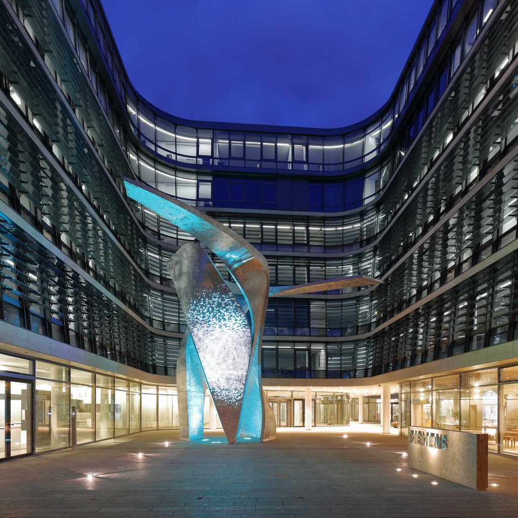 Wikipedia picture of the day on April 2, 2019: 'The Wings' by Studio Libeskind, a sculpture and light installation erected in 2016 for the newly built Siemens headquarters in Munich, Germany. ift.tt/2I436Rj