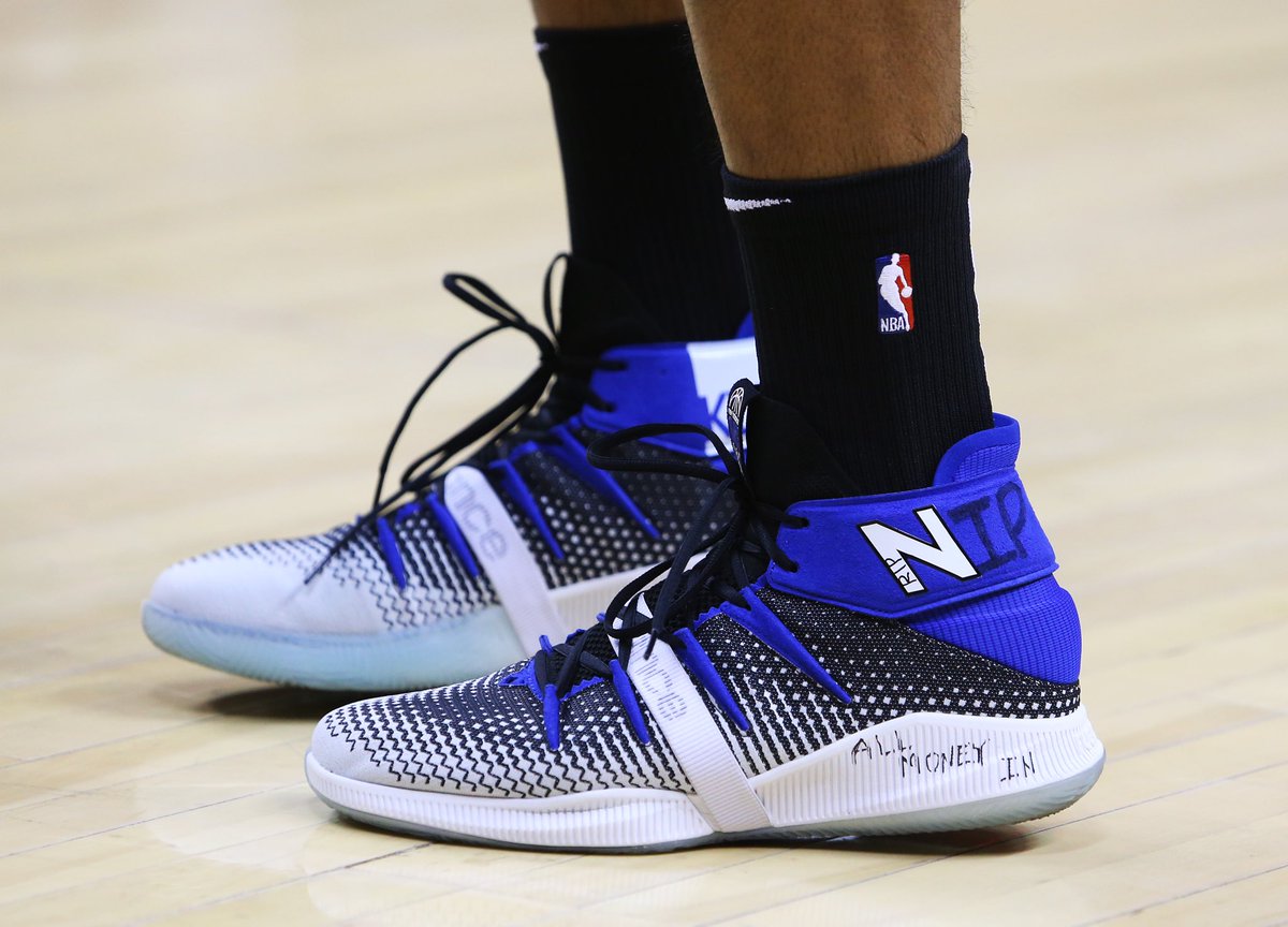 New balance kawhi