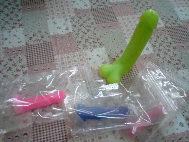 一年越しで(笑)、まらキャンドルを戴きました。その節は誠にありがとうございました。今年の「かなまら祭」は今度の日曜(4/7)ですぞ。 