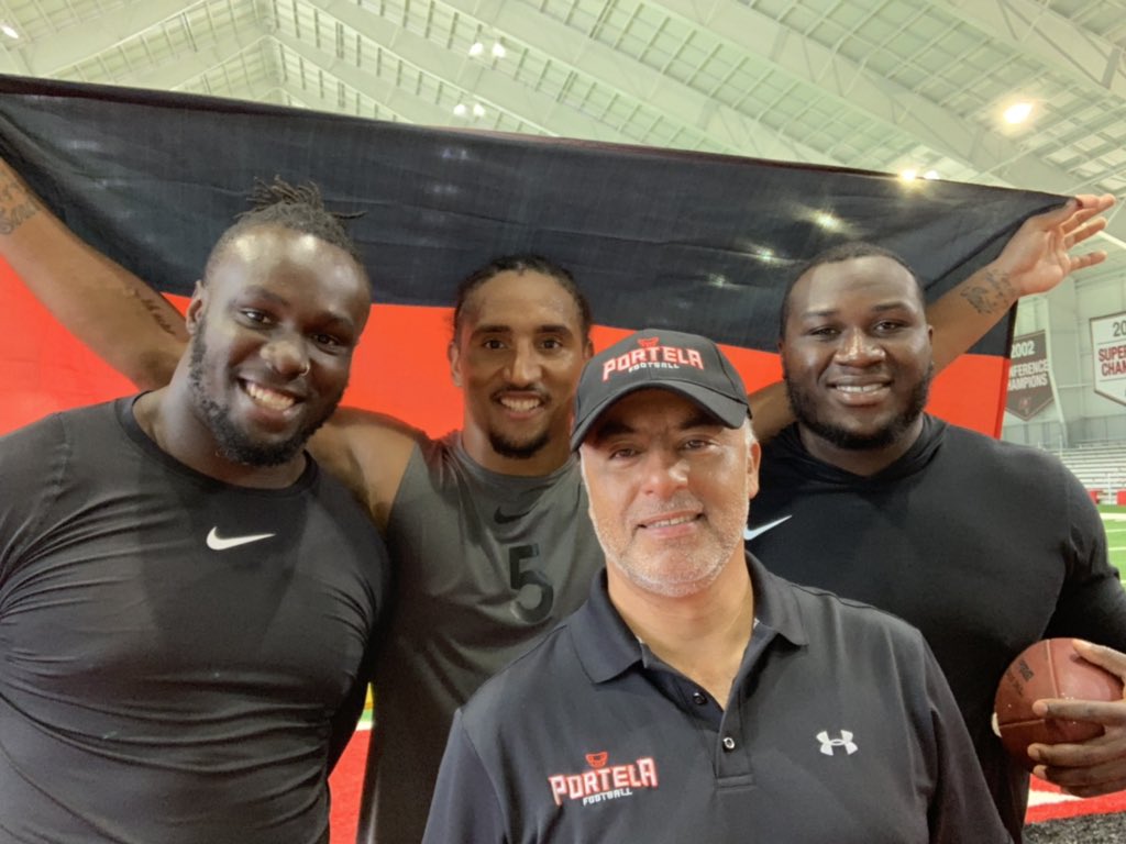 Young Germans looking to fulfill their dream, being recruited in an NFL team #NFLInternationalProDay