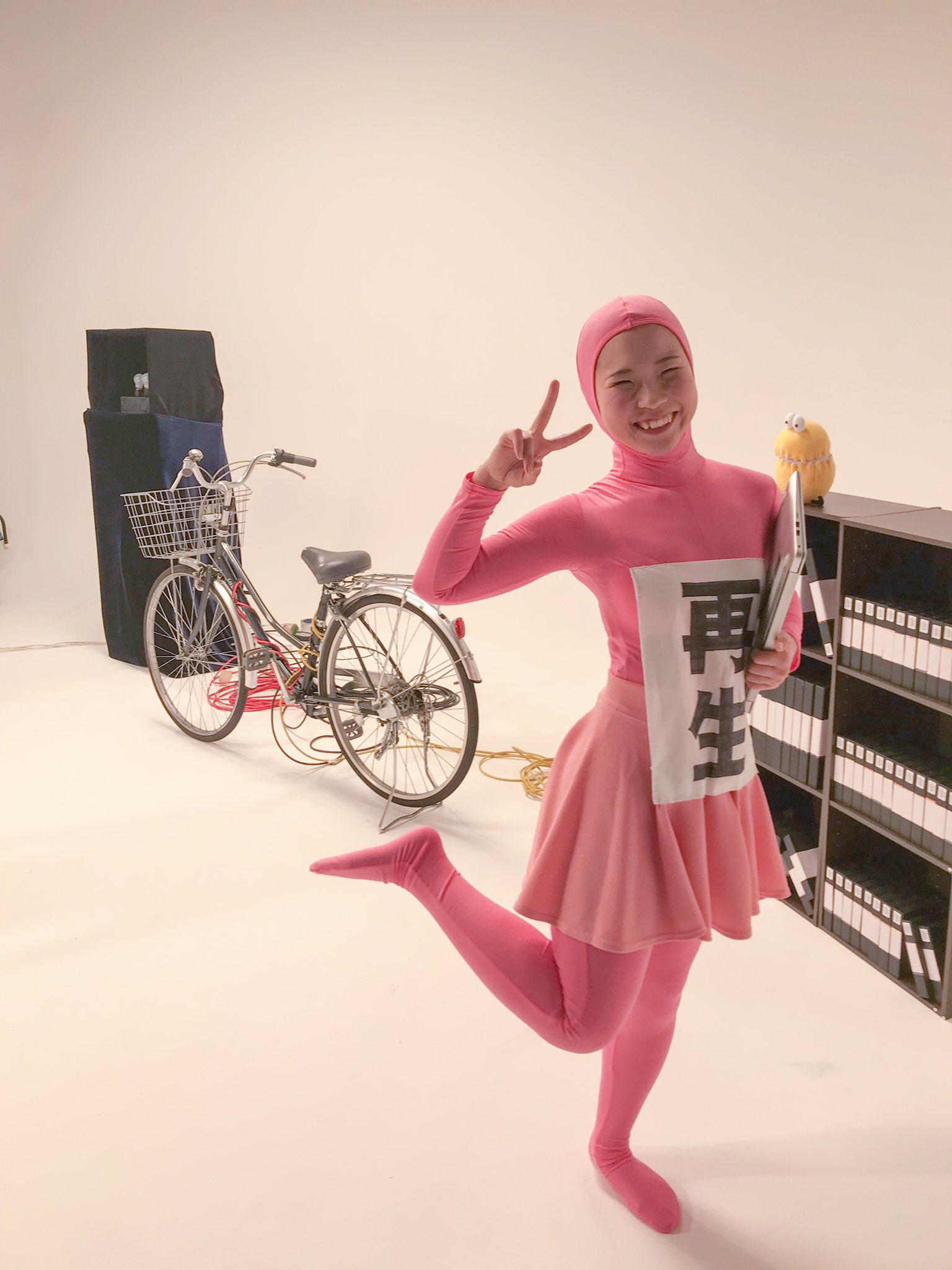 Twitter 上的 髙橋 凪沙 3月の頭に撮影してきたの これです テレビ埼玉モバイルcm 再生ウーマン役で出演させて頂きました もうテレ玉で流れてるみたいです 初の全身タイツ楽しかった 笑 よかったら見てください テレ玉モバイルcm動画 再生ウーマン参上篇