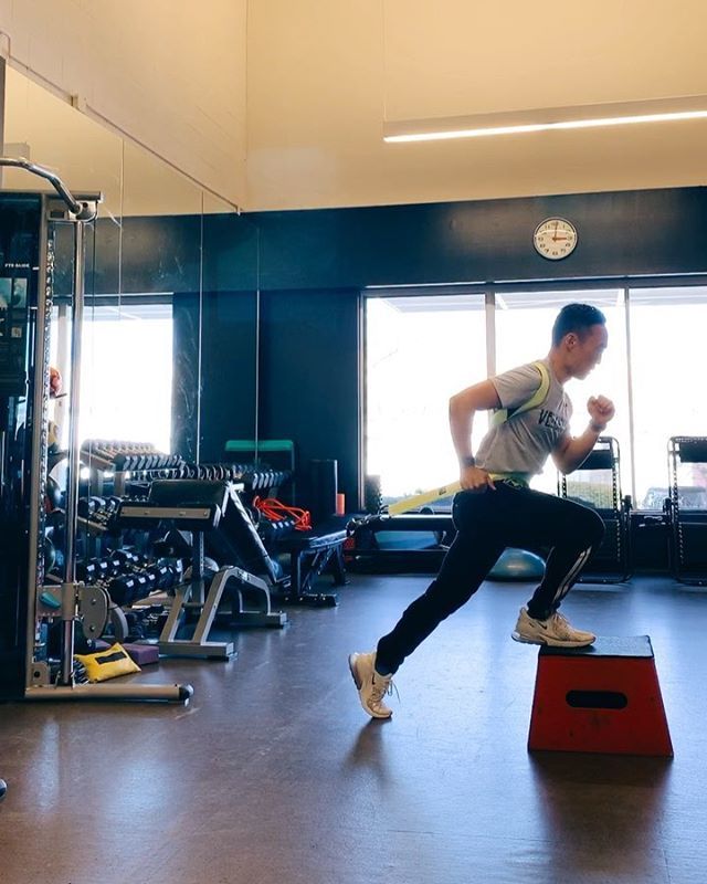 No matter the sport or activity, we are always wanting to get our center of mass over our base of support. Love this tool by @whatsthatstrap Watch #Instavideo:ift.tt/2FT8QMp