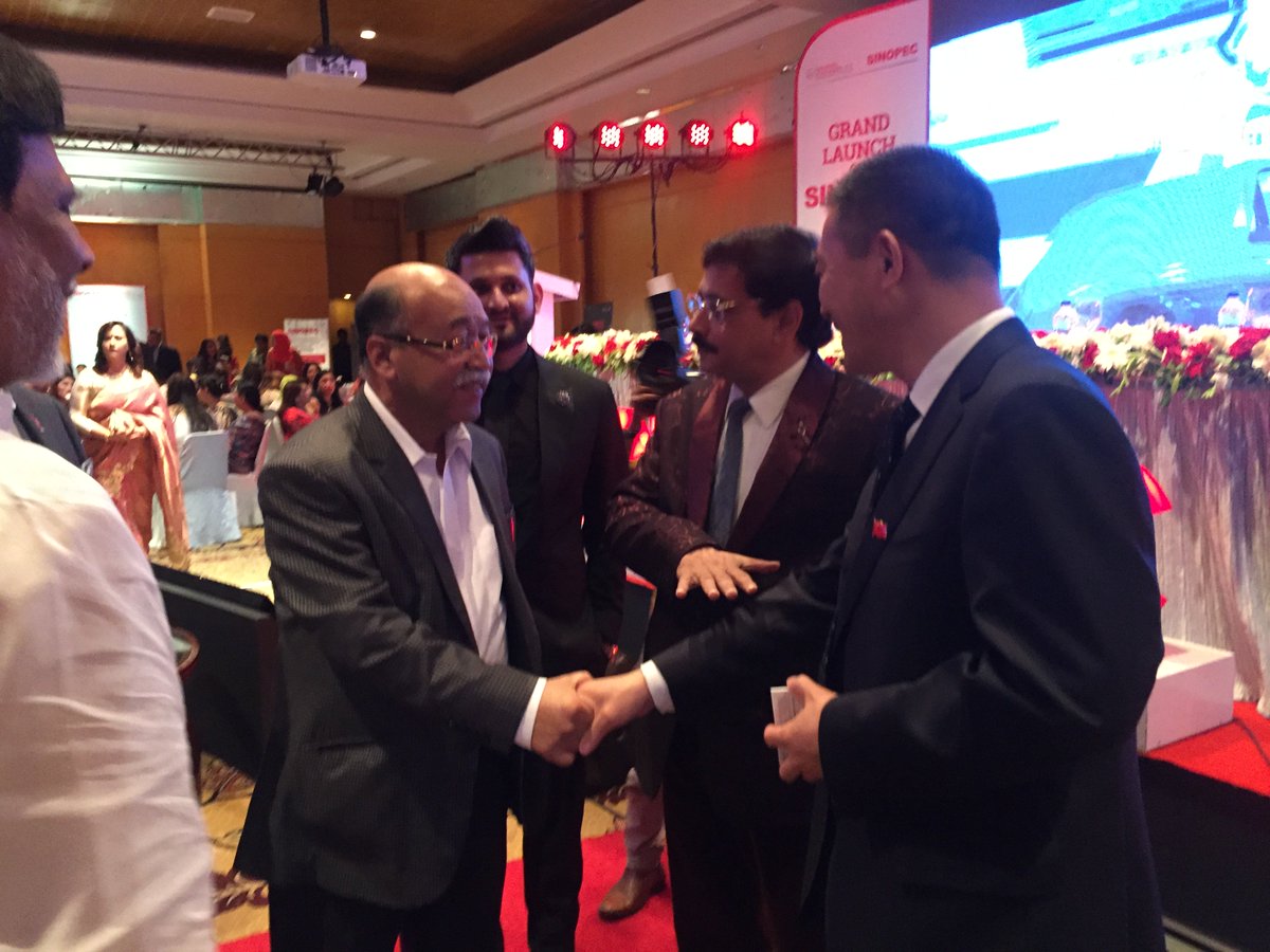 Thanks for the coming and splendid speech from Mr. Nurul Majid Mahmud Humayun. This is a milestone for SINOPEC lubricants in Bangladesh.