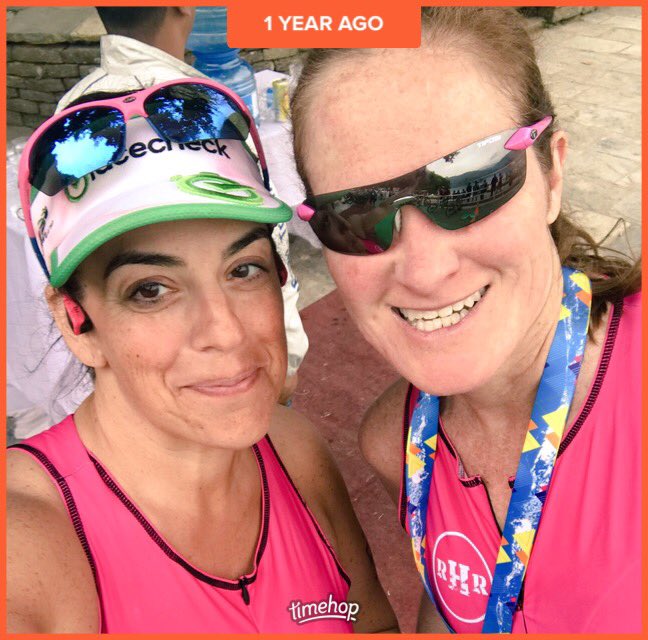 MelissaKahn7's tweet photo. One year ago #visorclub #teamWhite #iKahn hey @5280Runner we broke that triathlon!!! Lol Reppin’ Run, Heifer, Run! and the UK in my visor. What a trip. #triathlon https://t.co/wC0NO5gt9Y