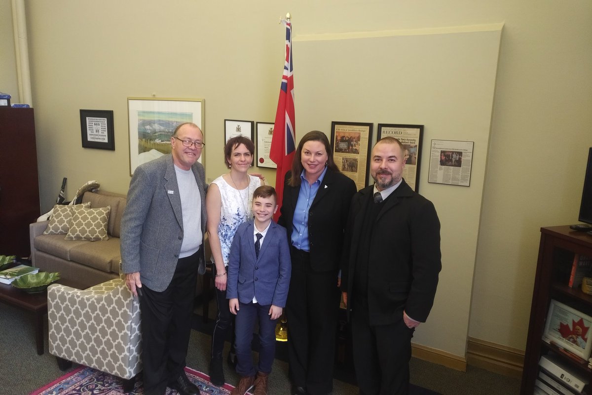Great meeting at Queen's Park with <a href="/DiabetesCanada/">Diabetes Canada</a> #onpoli #enddiabetes fantastic talking with Catherine Fife.