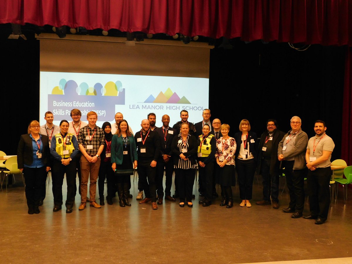 leamanorschool's tweet photo. Pupils in Y10 participated in the first of our Business Breakfast events and were able to find out about careers in a variety of sectors. The event was a huge success! #careersconversations #16x16 #inspiring @lutoncouncil @Barclays @BedsChamberInfo @bedspolice @WayneBettess https://t.co/gEiq1SF82e