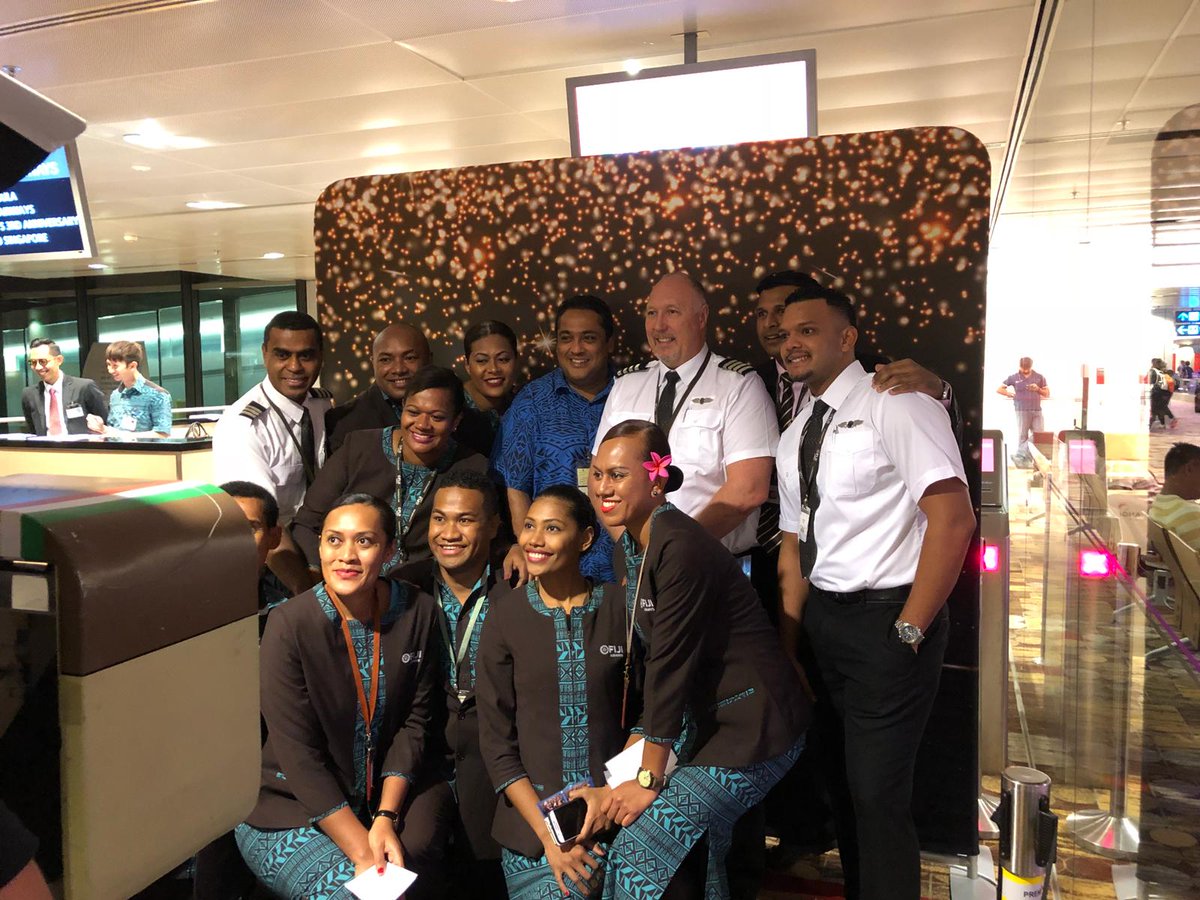 FijiAirways's tweet photo. A wonderful send off last night for our passengers and crew at @ChangiAirport as we celebrated our 3rd year of flying to #Singapore 🙌 #FJ360 What's your favourite thing about Singapore? https://t.co/iitB27KZnH