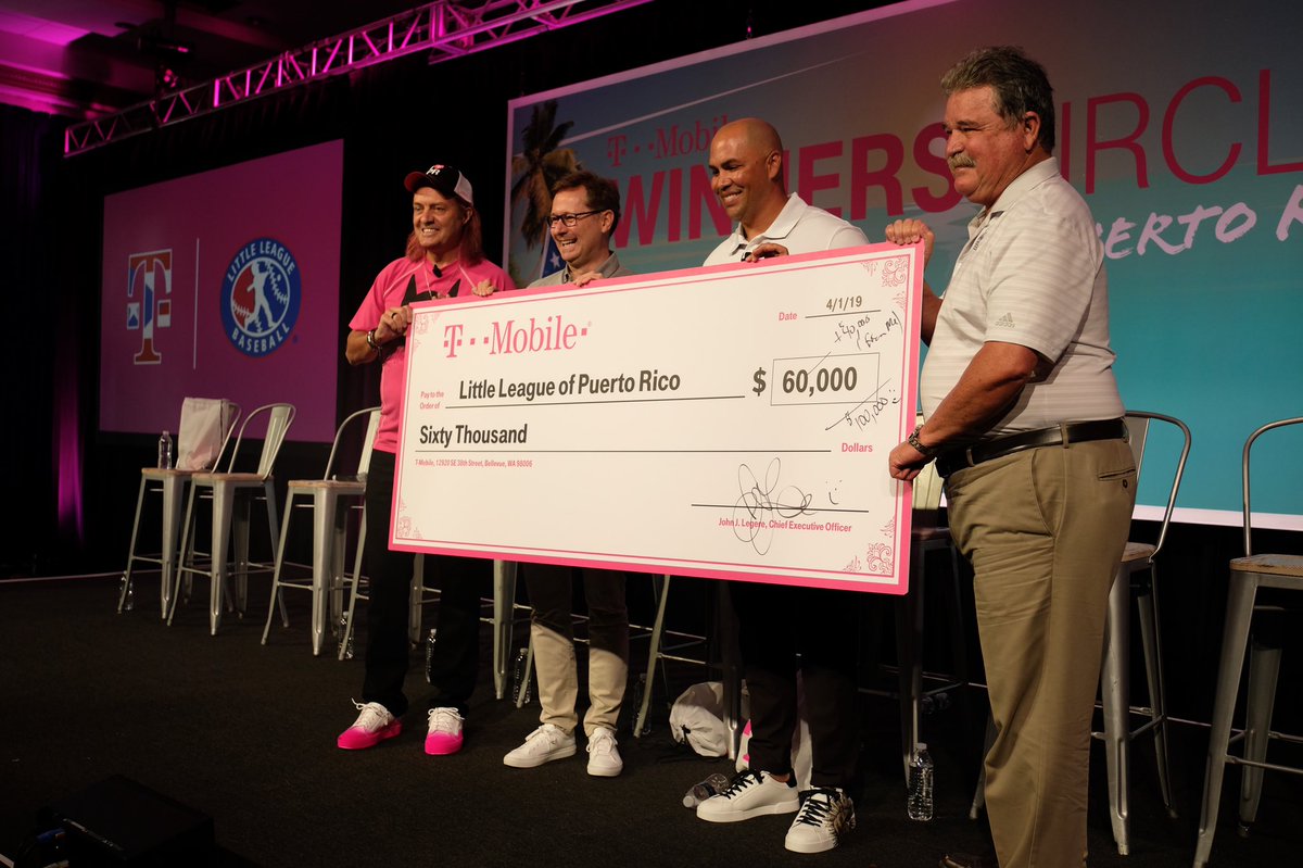 JohnLegere's tweet photo. Guess who made a surprise appearance at Winners Circle?? Former baseball superstar @carlosbeltran15!! He told us all about Puerto Rico and the importance of baseball here. Plus we got to present a check to him and @LittleLeague for $60K plus an extra $40K from me! https://t.co/UbhDjCjZKC