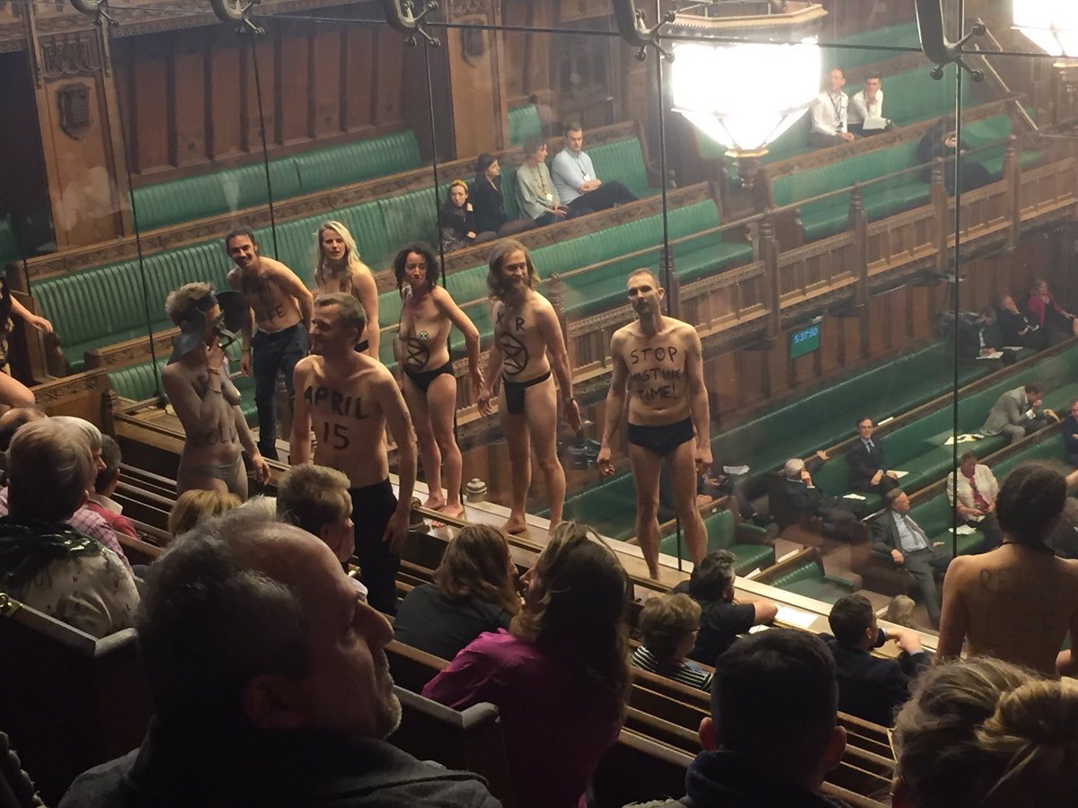 RitaPanahi's tweet photo. Meanwhile, in the UK... https://t.co/o8TpFmfjQ3