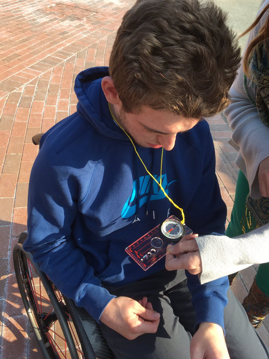SteveE_Derwen's tweet photo. Navigation training for @DofE Team Bronze @DerwenCollege tonight 🗺 Locating North using a compass 🧭 great skills guys 👍 https://t.co/c2MUFYFsRD
