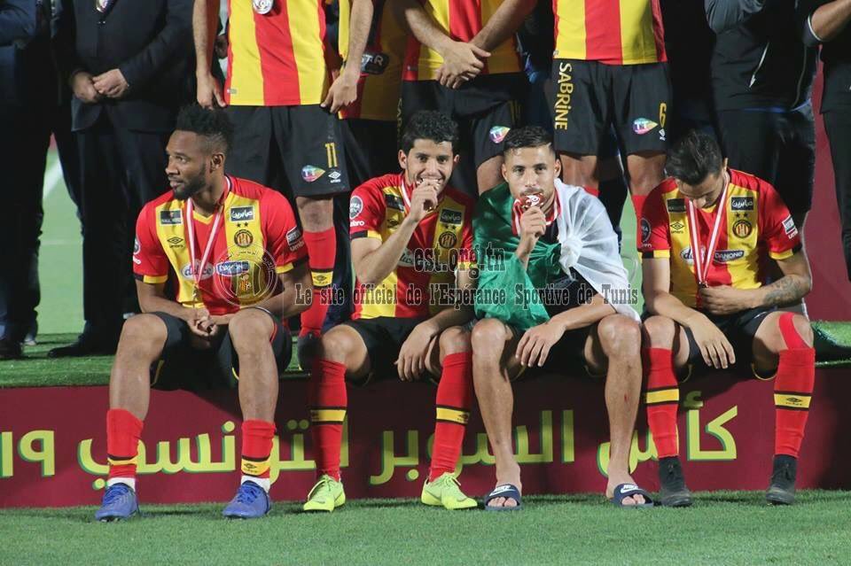 Taraji_United's tweet photo. Taraji Dawla 9alouha Ness bekri 🎶
7amra w Safra,colour El 3assima 🎶
28 #LP1 🇹🇳
15 #TunisianCup 🇹🇳
4 #SuperCupTN 🇹🇳
1 #CoupeHédiChaker 🇹🇳
1 #CritériumHL 🇹🇳
3 #ArabCL 🌏
3 #CAFCL 🌍
1 #CAFVC 🌍
1 #CAFCC 🌍
1 #SuperCupCAF 🌍
1 #CAACup 🌍🌏
1 #UNAFCup 🌍
1 #SuperCupArab 🌏 https://t.co/5dI9flLoq5